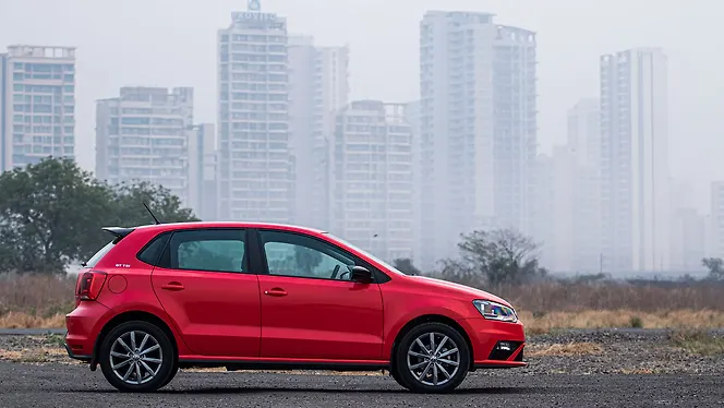 Volkswagen Golf GTI vs Polo GTI